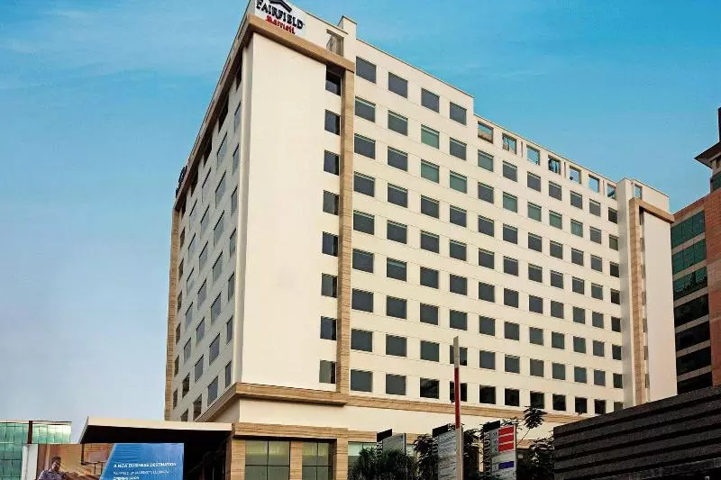 ホテル Fairfield By Marriott Lucknow
