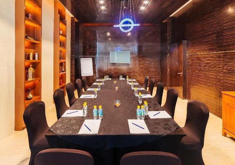 فندق Fairfield By Marriott Lucknow