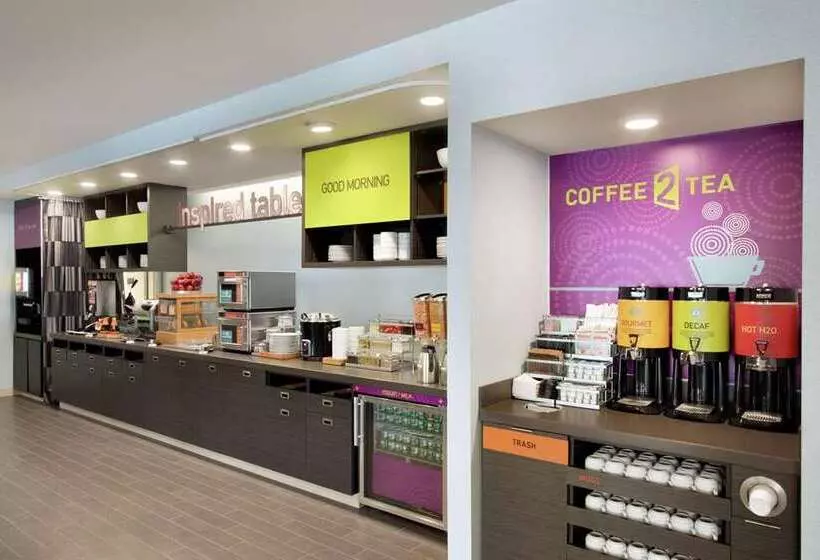ホテル Home2 Suites By Hilton Fort St. John