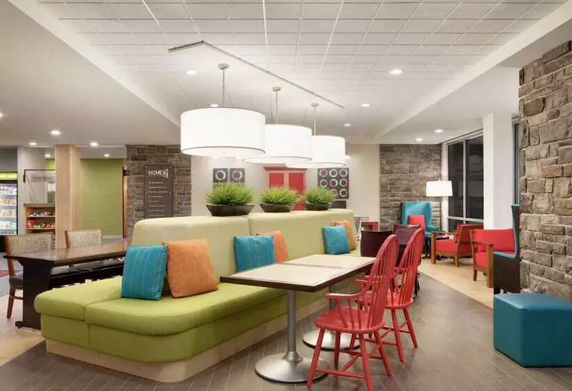ホテル Home2 Suites By Hilton Fort St. John