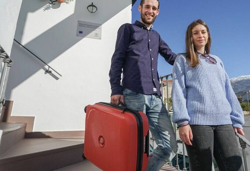 ホテル Hostal Y Apartamento Rural Los Naranjos