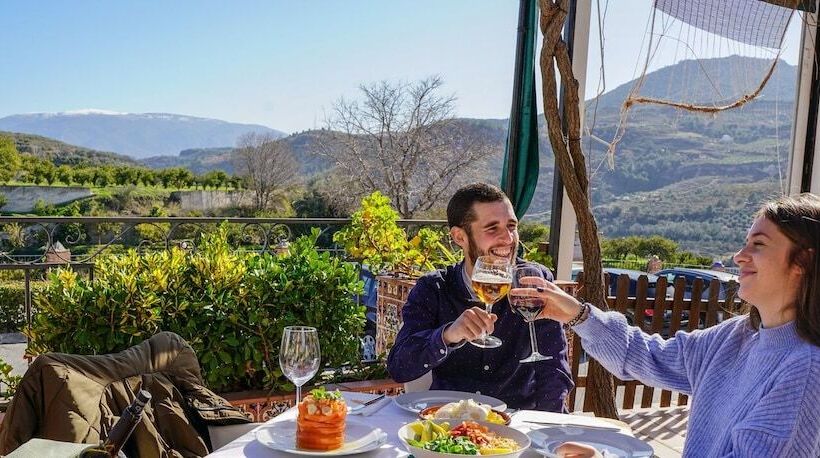 ホテル Hostal Y Apartamento Rural Los Naranjos