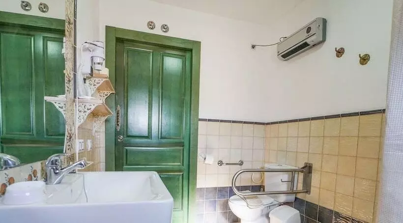 ホテル Hostal Y Apartamento Rural Los Naranjos
