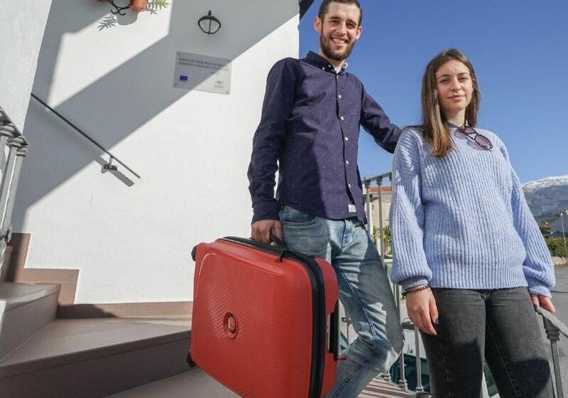 ホテル Hostal Y Apartamento Rural Los Naranjos