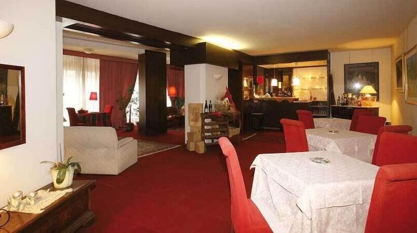 فندق Nuovo De Cesero