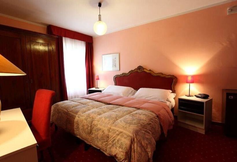 فندق Nuovo De Cesero