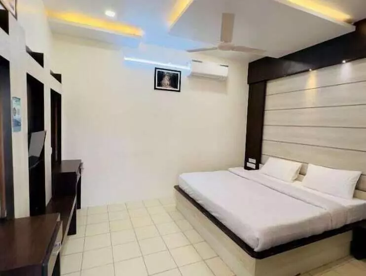 Ritumbraha Hotel & Resort