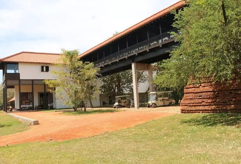 Hotelli Sigiriyajungles Resort & Spa