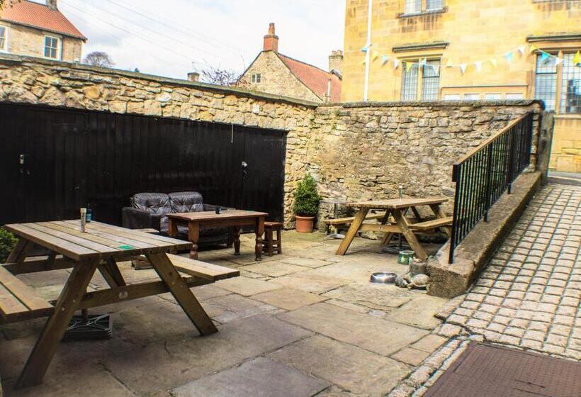 ホテル The Royal Oak