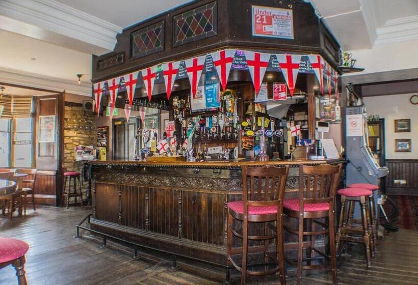 ホテル The Royal Oak