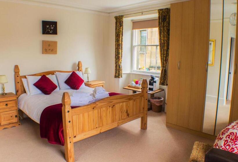 ホテル The Royal Oak