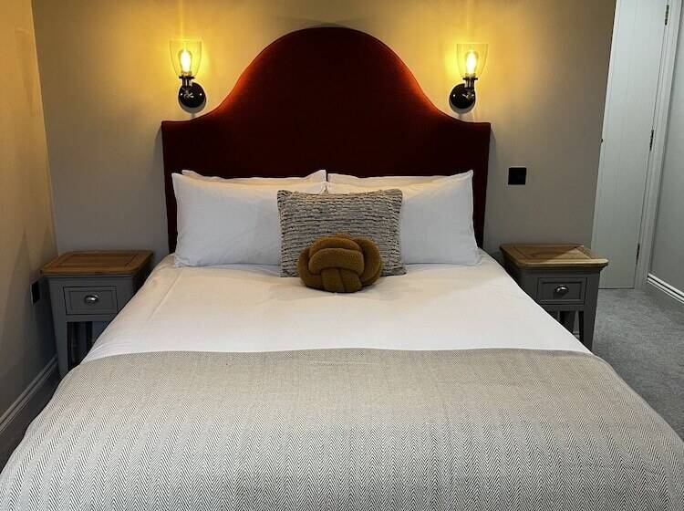 فندق The Talbot Inn