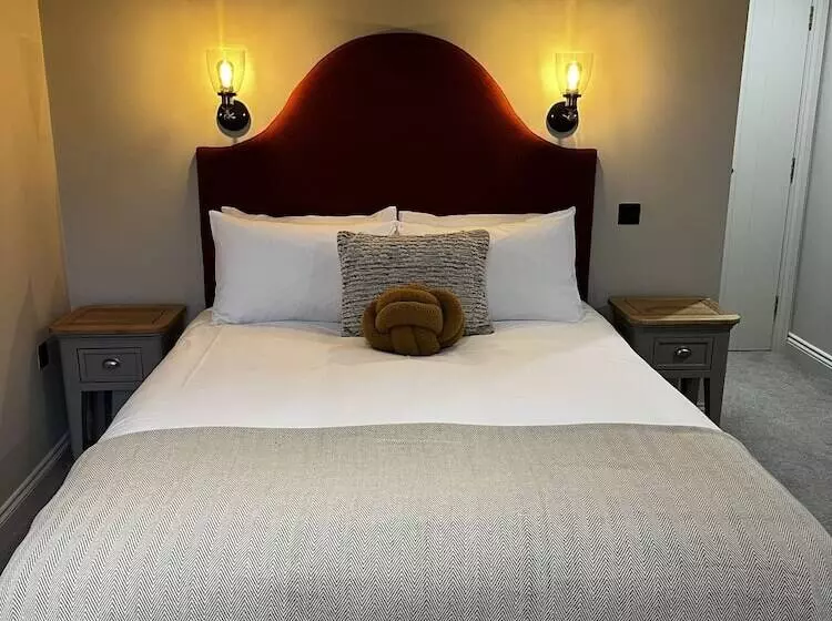ホテル The Talbot Inn