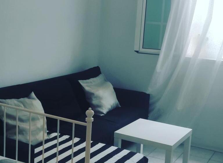 Little Surf House Hostel