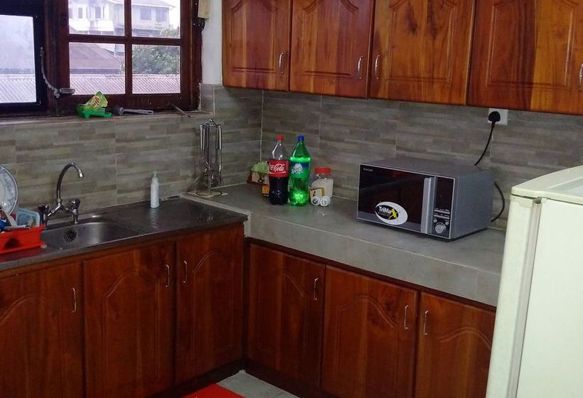 بنسيون Cozy Suites Sri Lanka