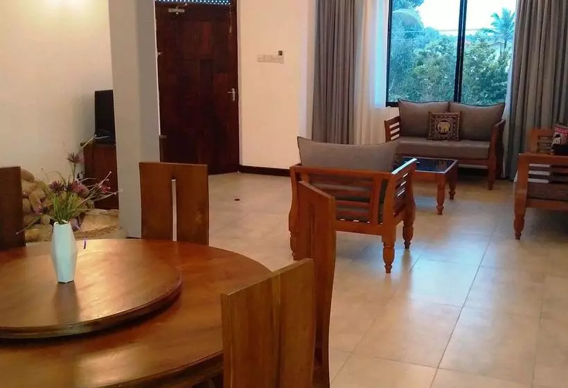 ペンション Cozy Suites Sri Lanka