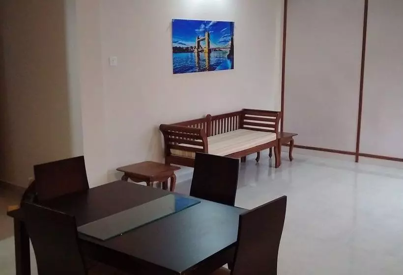 ペンション Cozy Suites Sri Lanka