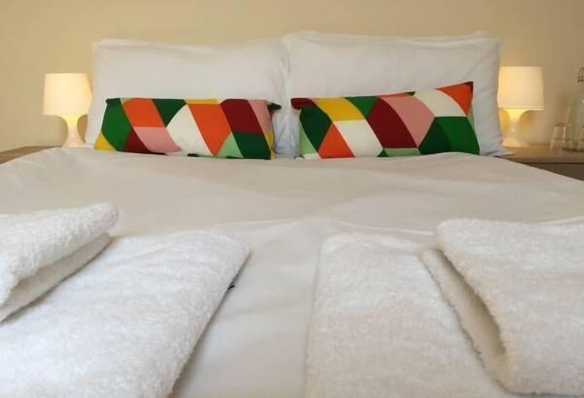 펜션 Vicarage Lodge Birmingham