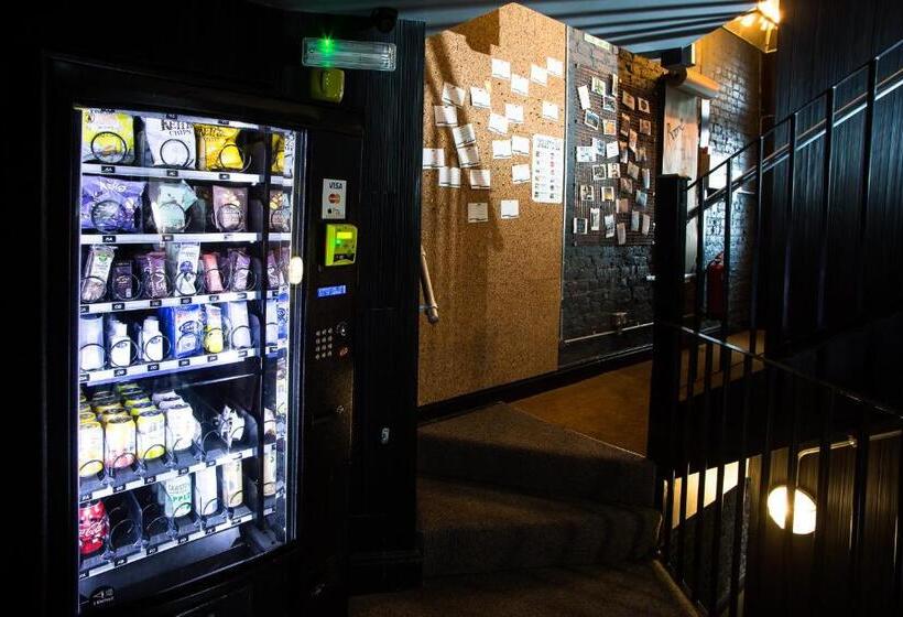 Room2 Hammersmith Townhouse