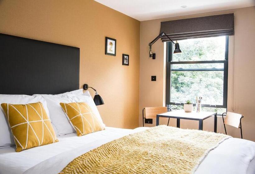 Room2 Hammersmith Townhouse