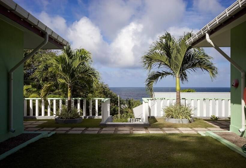 Surfers Beach Self Catering Chalets