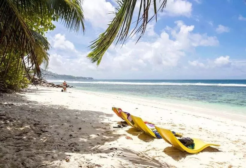 Surfers Beach Self Catering Chalets