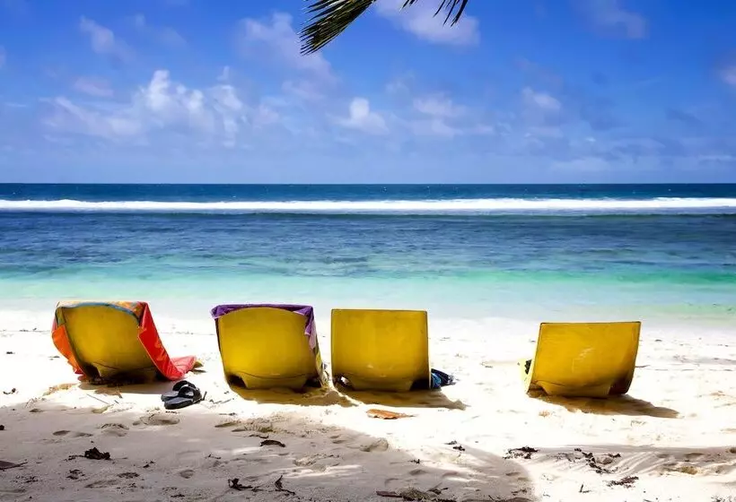 Surfers Beach Self Catering Chalets