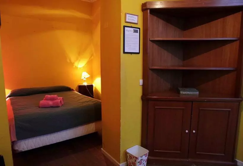Allegretto Bed & Breakfast  Hostel