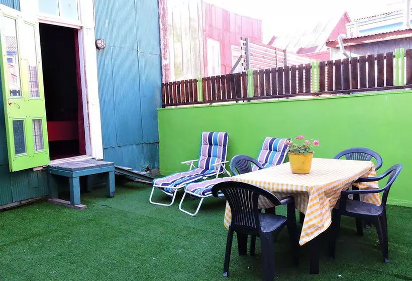 Allegretto Bed & Breakfast  Hostel