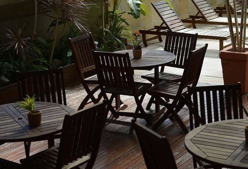 Apart Hotel Villa Moura Cassino