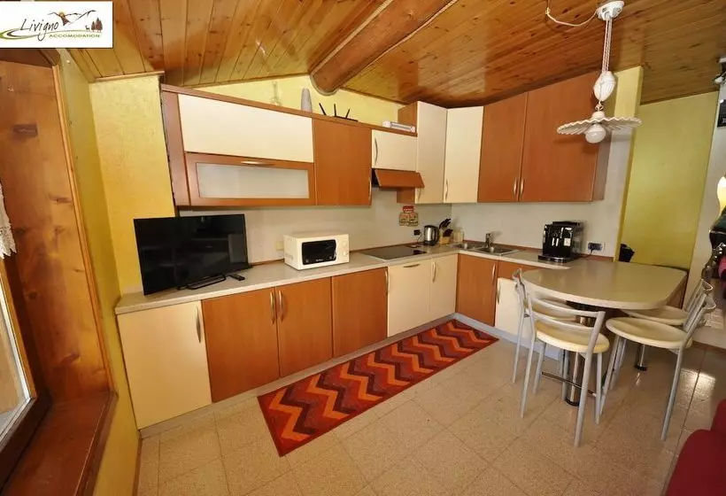 Baita Carosello Apt 4 Adiacente Carosello 3000