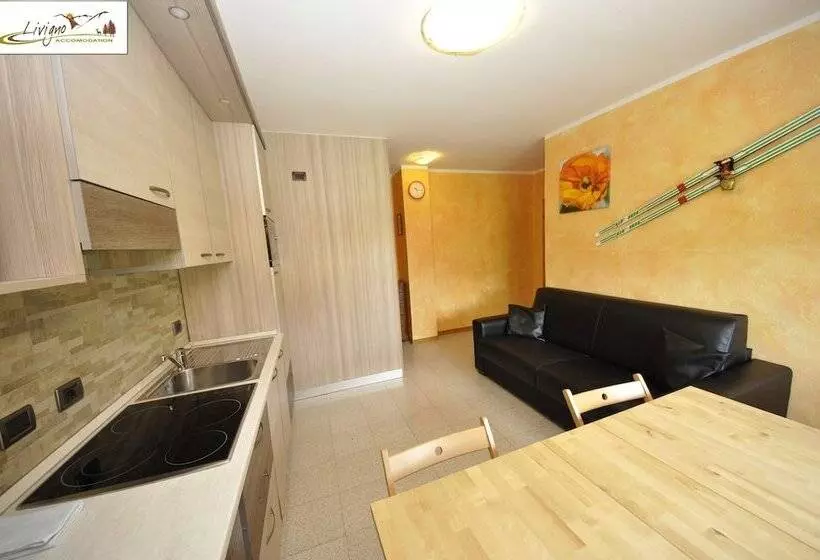 Baita Carosello Apt 4 Adiacente Carosello 3000