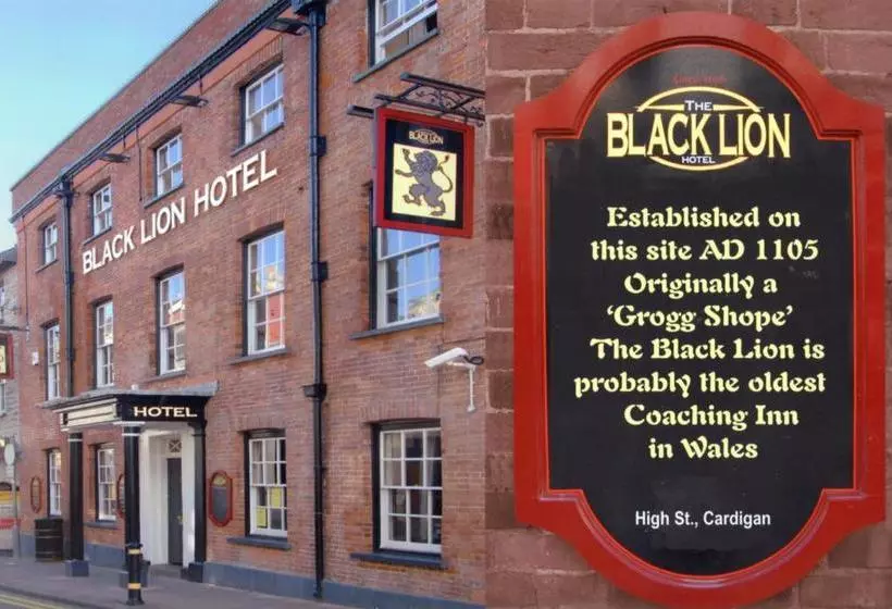 ホテル The Black Lion