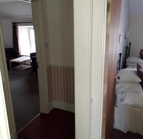 酒店 The Black Lion