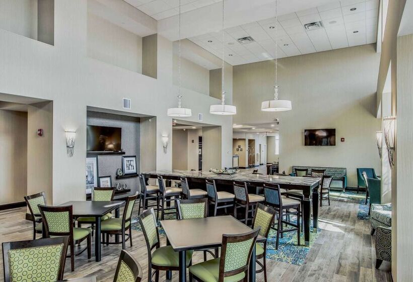 فندق Hampton Inn & Suites Clearwater Beach