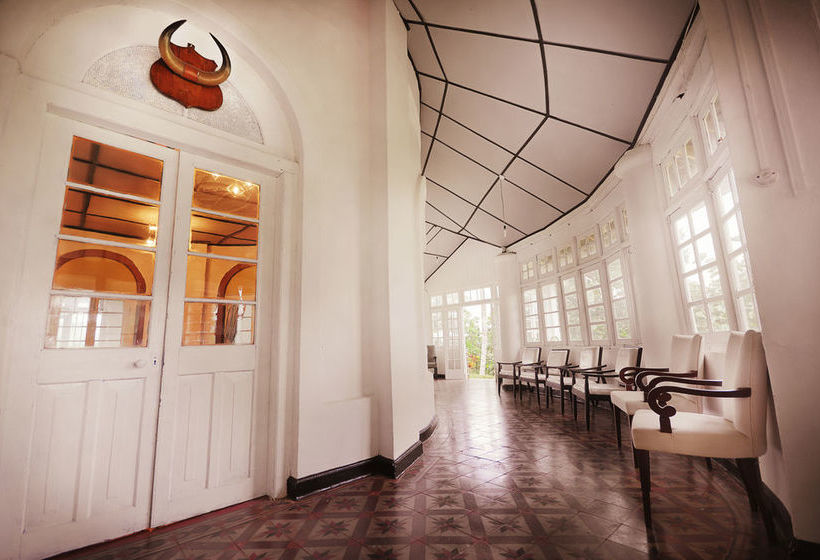 בית מלון כפרי Primrose Kandy Hill Bungalow