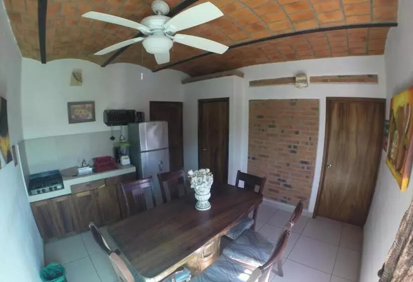 Hotelli Kiramar Los Peyotes