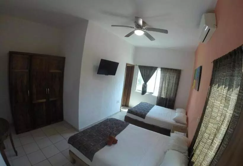 Hotelli Kiramar Los Peyotes