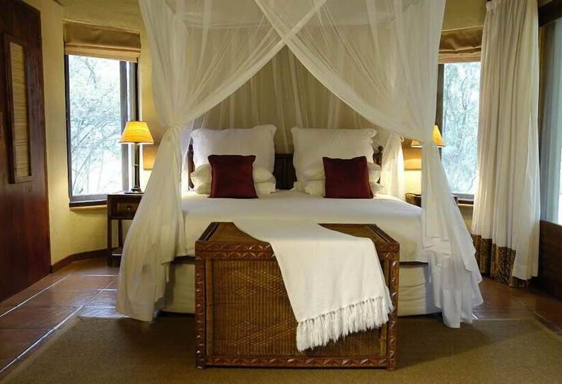 هتل N'kaya Game Lodge