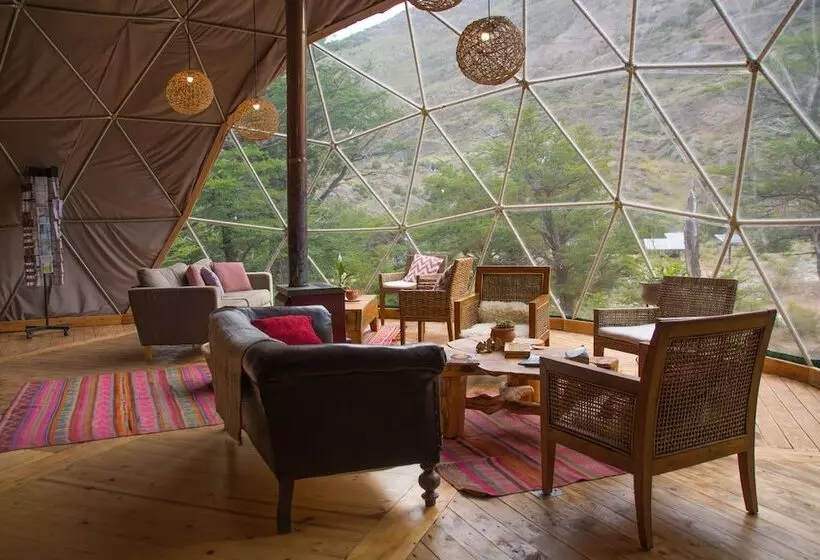 ホテル Patagonia Eco Domes