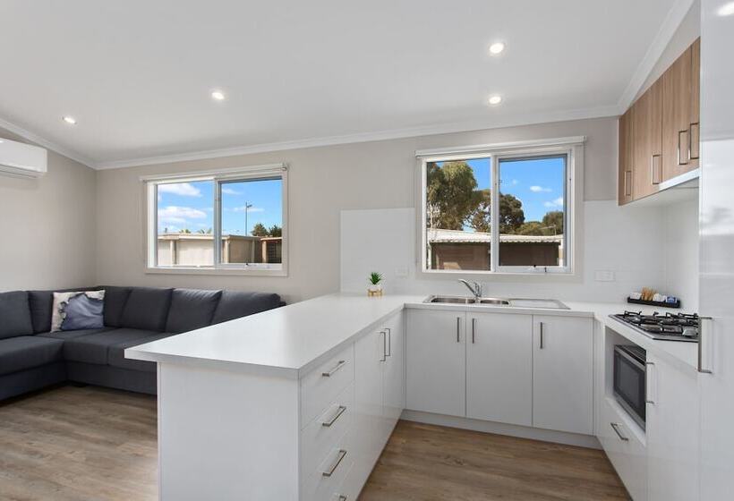 فندق Victor Harbor Holiday Park