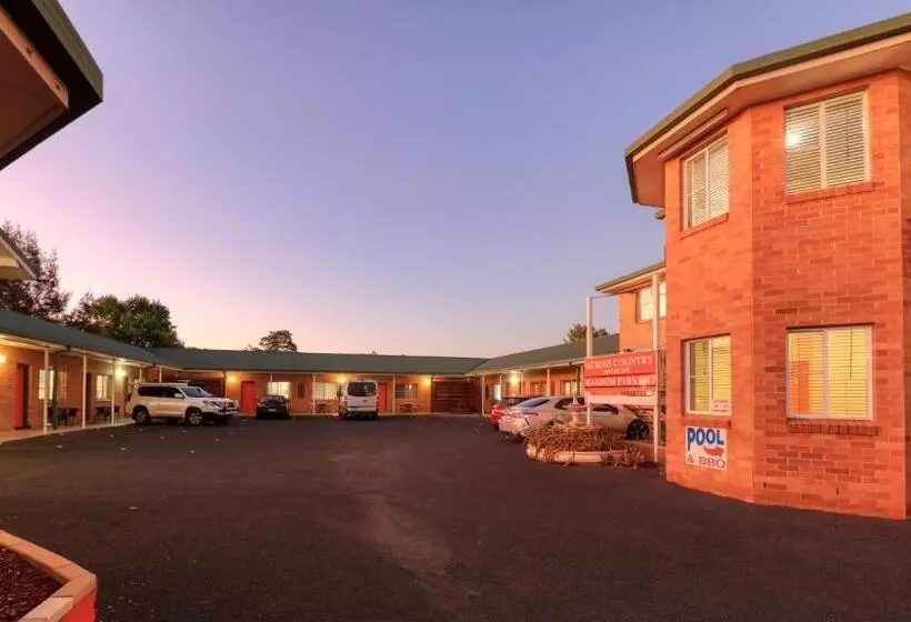 Motelli Across Country Motor Inn