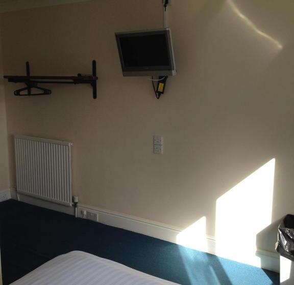 بنسيون Berties Lodge