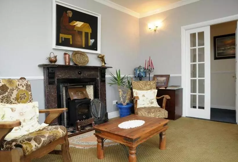 Majatalo Milltown House Dingle