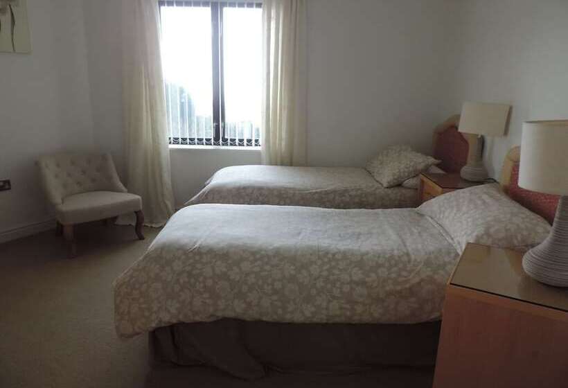 Sea Breeze Apartment