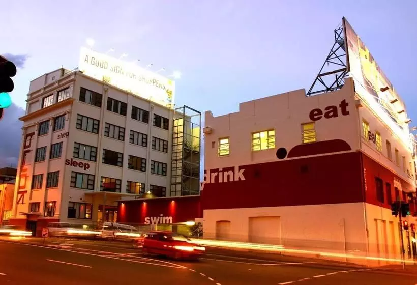 ユースホステル Bunk Brisbane