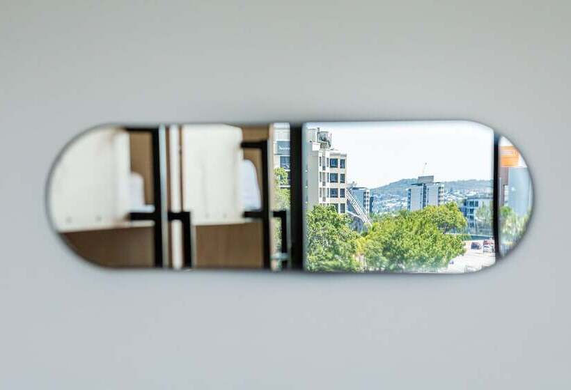 Общежитие Bunk Brisbane