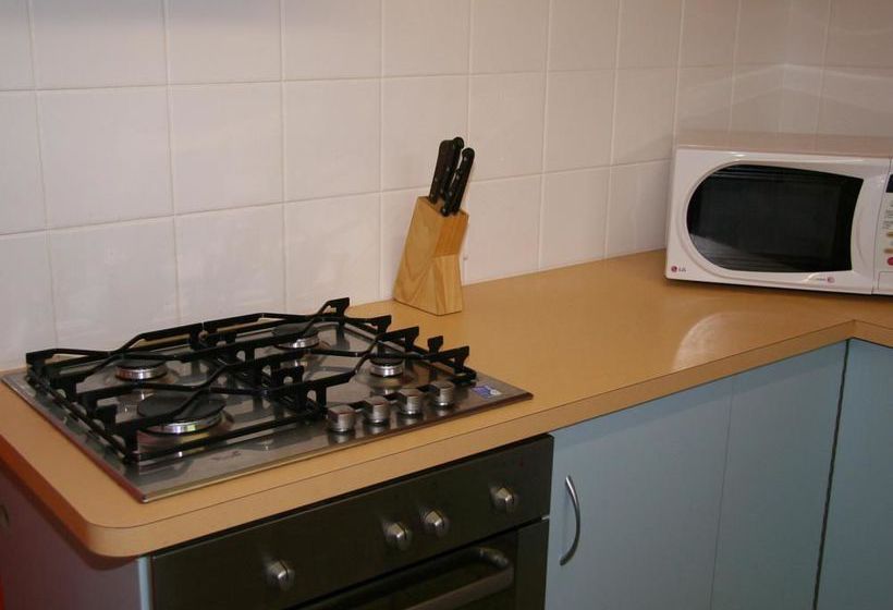 فندق صغير Oceanfront Backpackers