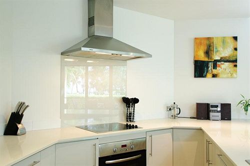 Cairns Beach Holiday Apartment