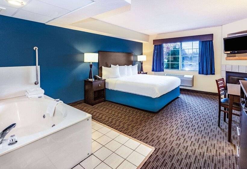 Americinn By Wyndham Hotel And Suites Long Lake